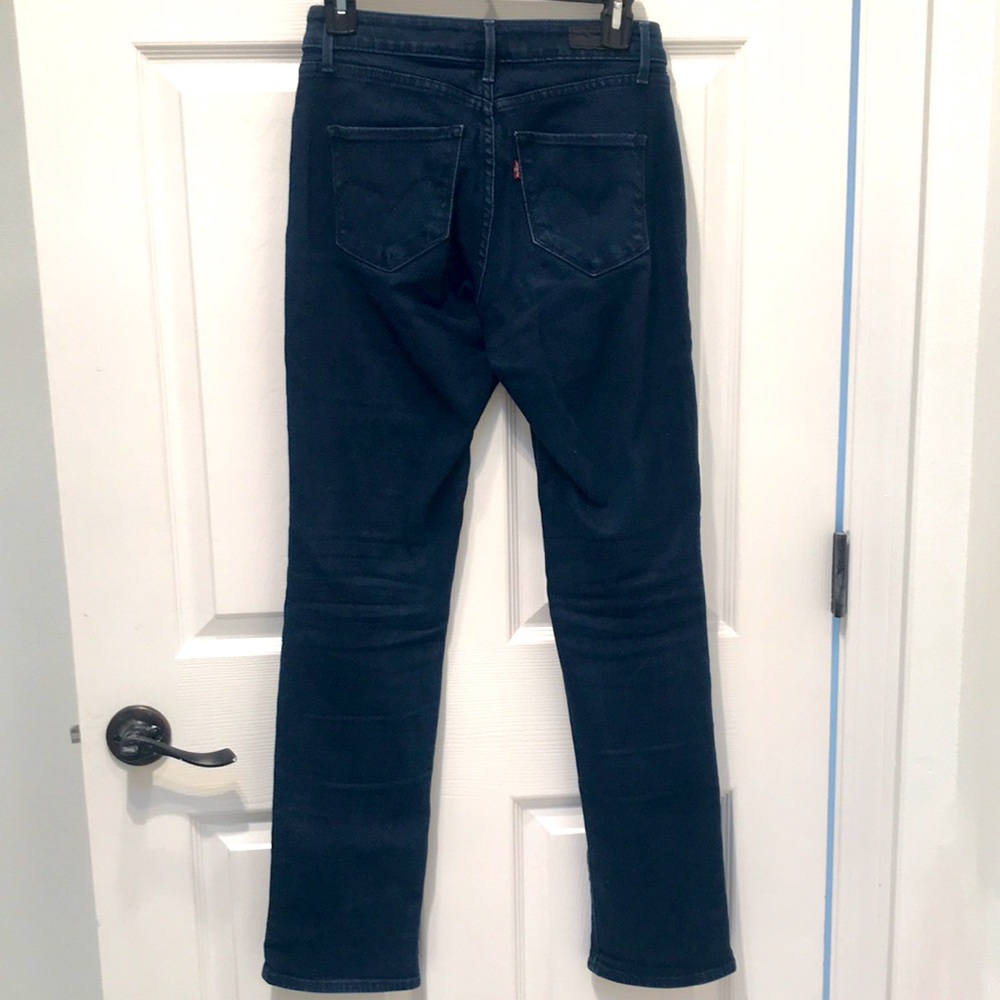 Levi’s bold curve straight jeans size 2/26 - Picture 3 of 3